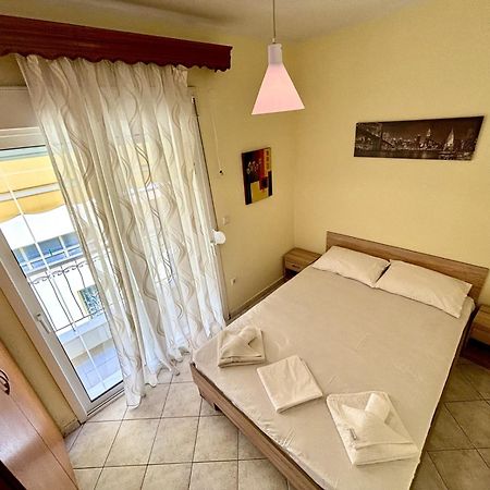 Mina Apartments Nea Kallikrateia Ngoại thất bức ảnh