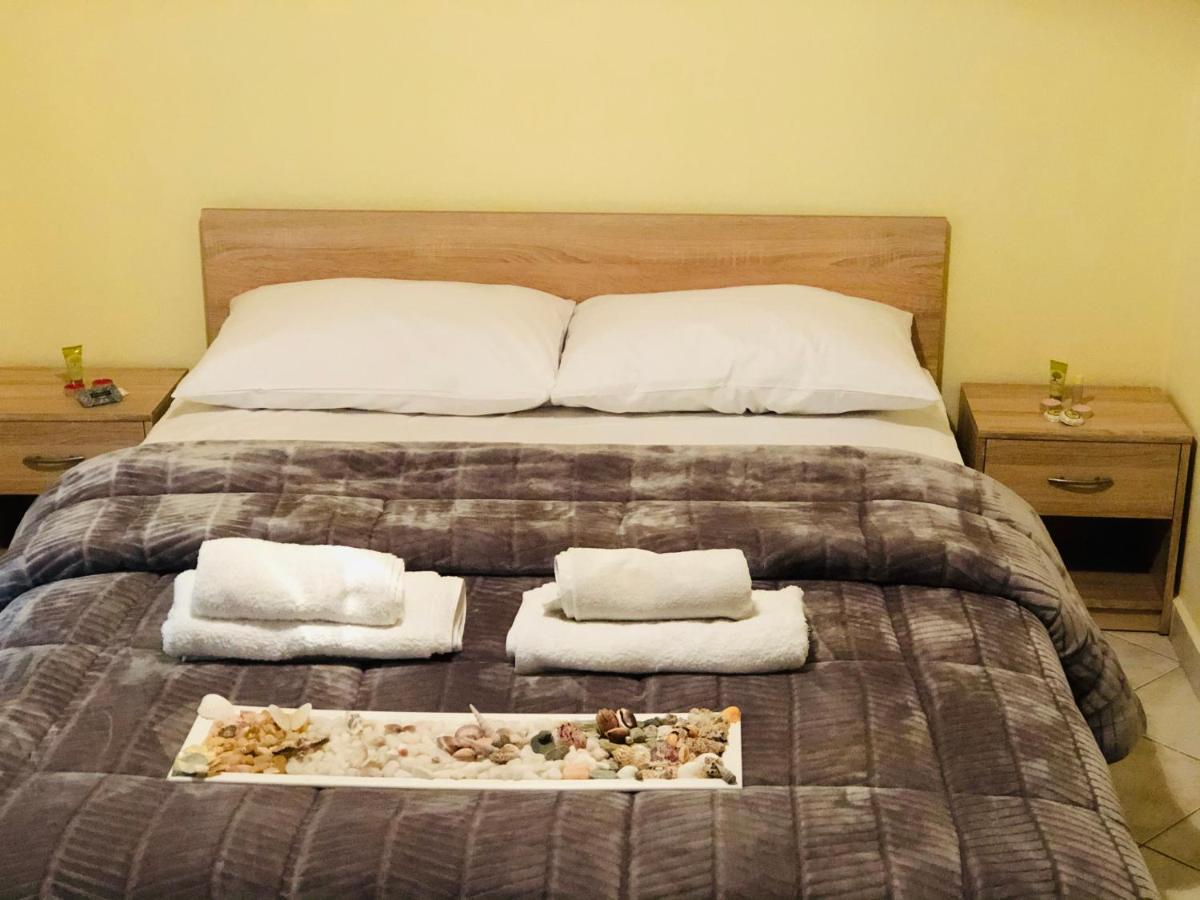 Mina Apartments Nea Kallikrateia Ngoại thất bức ảnh